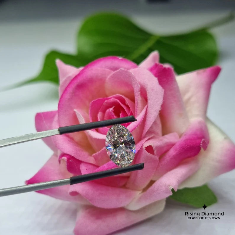 2.80 CT Oval G/VS Lab Created Diamond IGI Certified