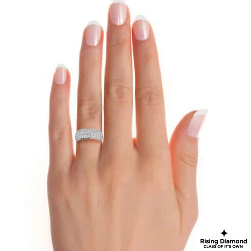 1.25 TCW Round Cut Colorless Moissanite Gold Wedding Band