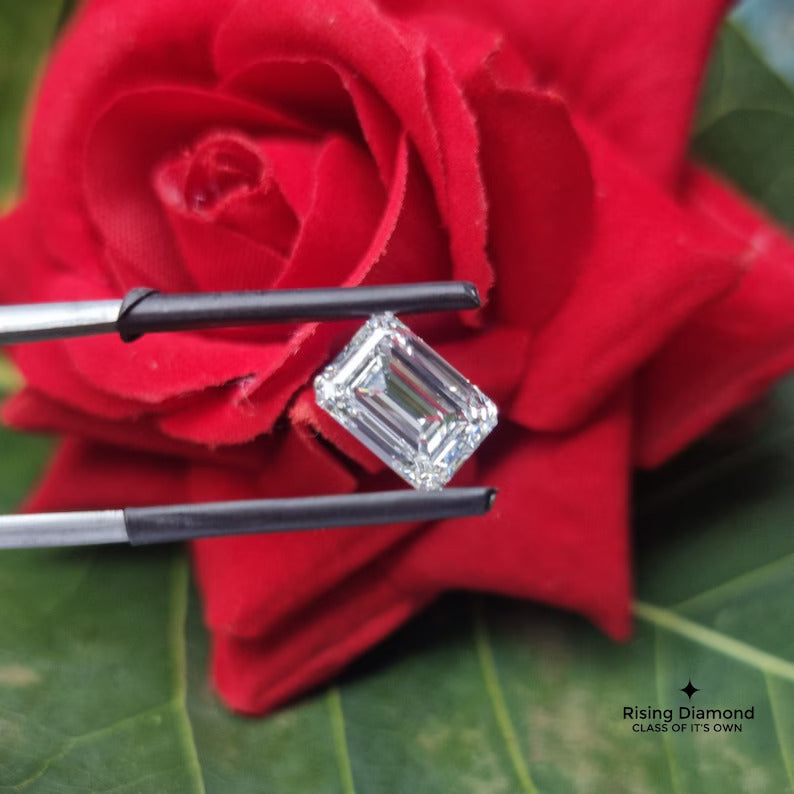 3.0 CT Emerald F/VS Lab Created Conflict Free Diamond
