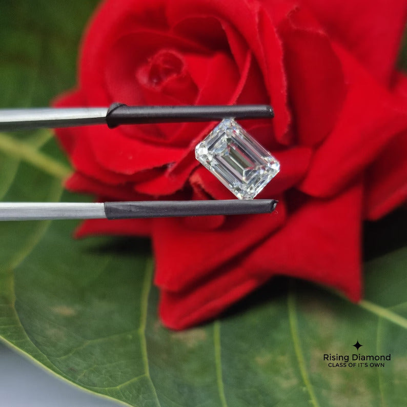 3.0 CT Emerald F/VS Lab Created Conflict Free Diamond