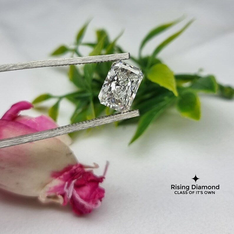 3.0 CT Radiant Cut F/VS Lab Created Conflict Free Diamond With IGI Certificate