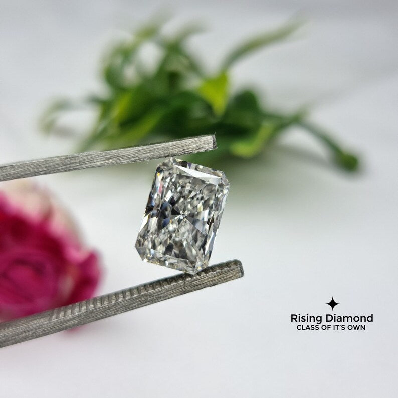 3.0 CT Radiant Cut F/VS Lab Created Conflict Free Diamond With IGI Certificate