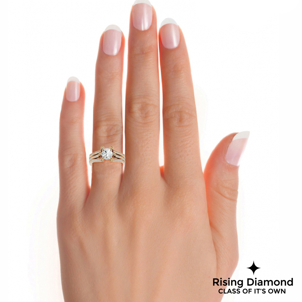 1.04 Ct Round Cut Colorless Moissanite Engagement Ring
