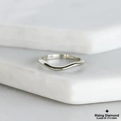 Classic and Curved Wedding Band