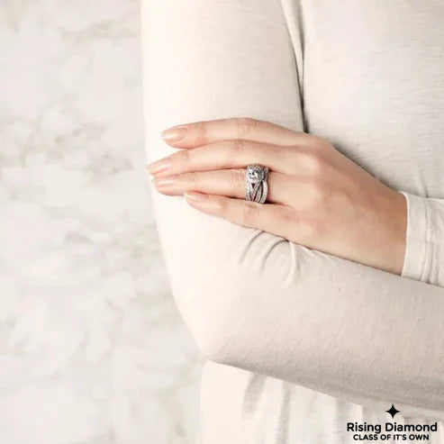 0.95 CTW Round Cut Colorless Moissanite Wedding Band