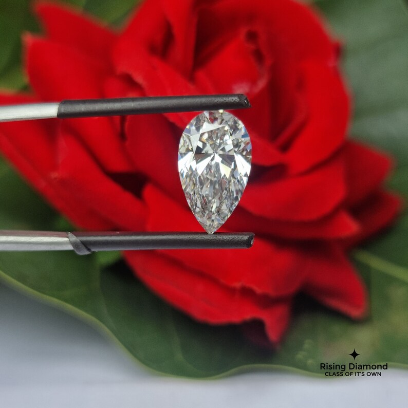 4.0 CT Pear Cut F/VS Lab Created Conflict Free Diamond With IGI Certificate
