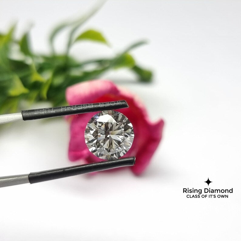 3.0 CT Round Cut E/VS Lab Created Diamond With IGI Certificate