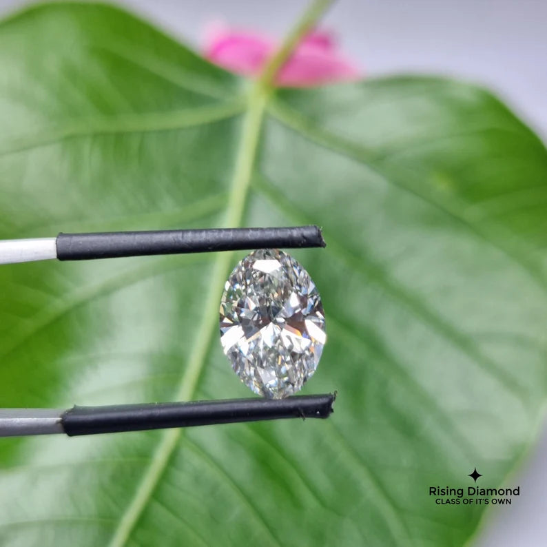 2.80 CT Oval G/VS Lab Created Diamond IGI Certified