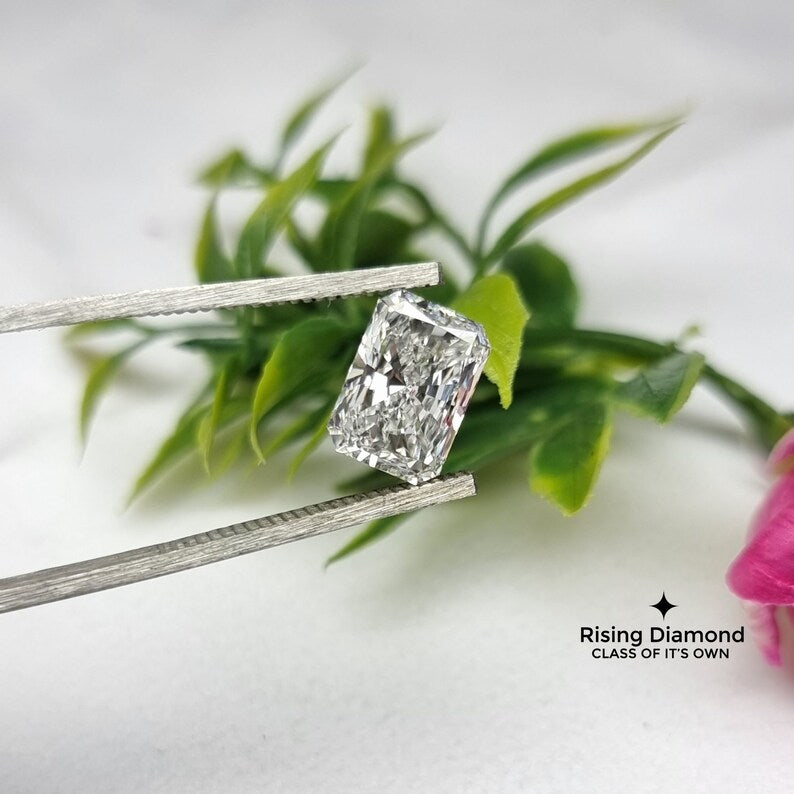 3.0 CT Radiant Cut F/VS Lab Created Conflict Free Diamond With IGI Certificate