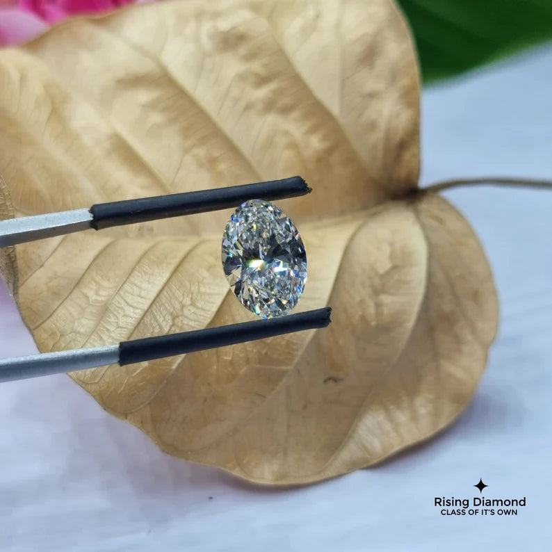 2.80 CT Oval G/VS Lab Created Diamond IGI Certified